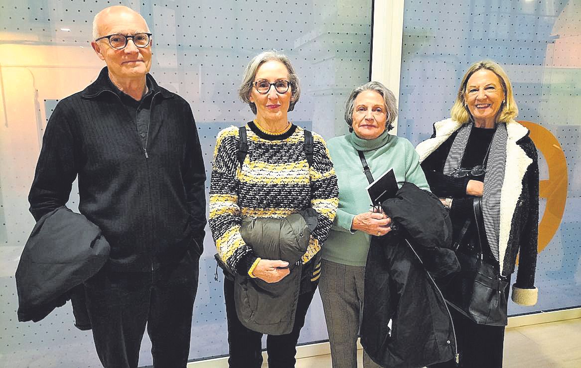 Ignacio Zapata, Esperanza López, María Luisa Juncosa y Ana Reynés.