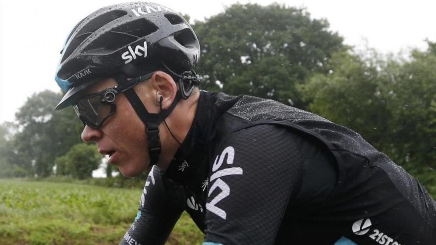 Buscan motores ocultos en la bicicleta de Chris Froome