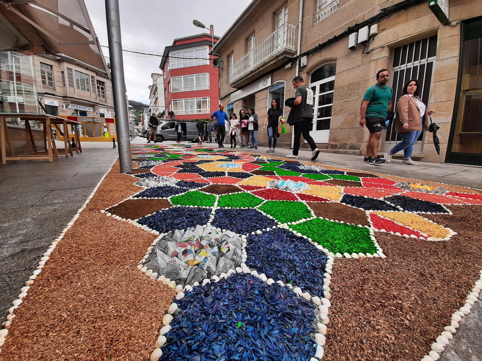 La fiesta de las alfombras florales y del Corpus en Bueu (I)