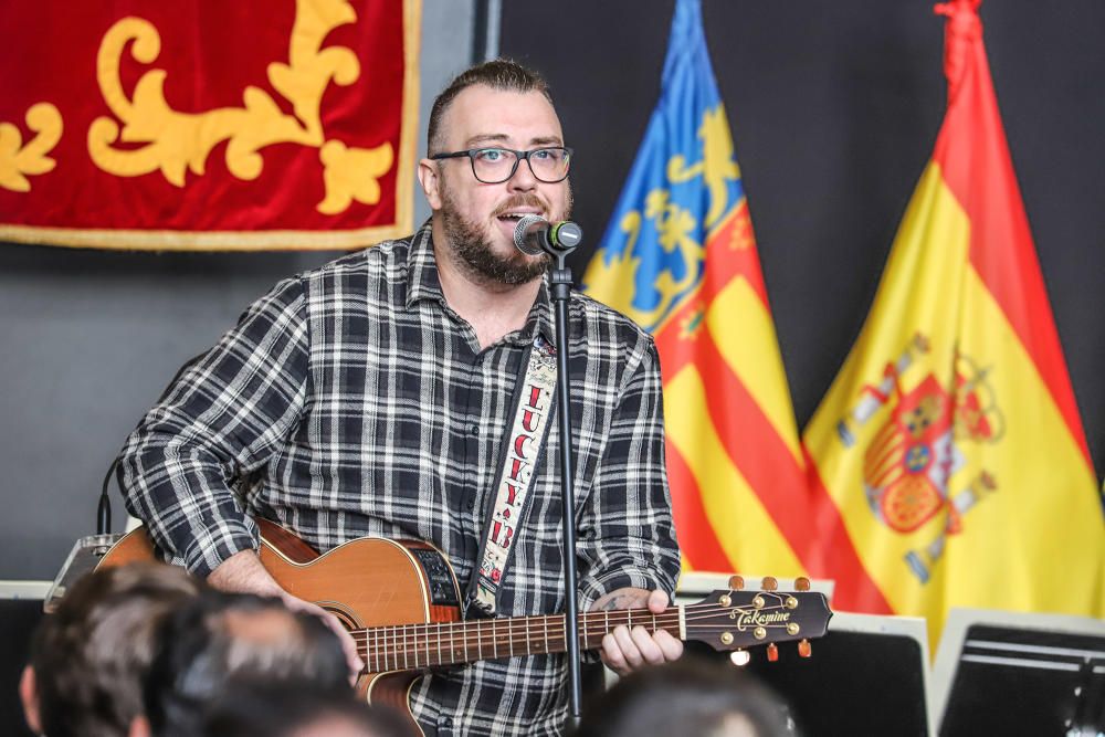 Acto institucional del 9 d'Octubre en Orihuela