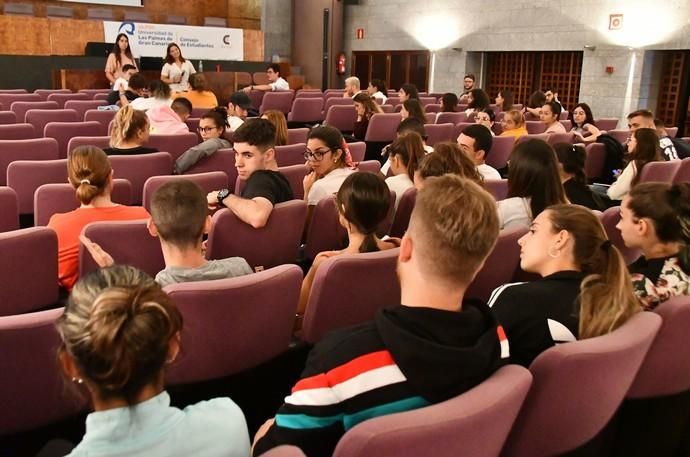 15/10/2019 LAS PALMAS DE GRAN CANARIA.  Asamblea Consejo de Estudiantes de la ULPGC en Humanidaes.  Fotógrafa: YAIZA SOCORRO.  | 15/10/2019 | Fotógrafo: Yaiza Socorro