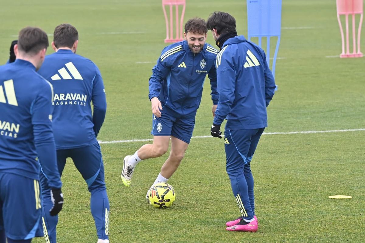 EN IMÁGENES | El Real Zaragoza vuelve a los entrenamientos tras el parón por Navidad EN IMÁGENES | El Real Zaragoza vuelve a los entrenamientos tras el parón por Navidad