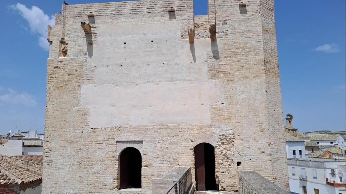 Torre del homenaje del Castillo de Castro del Río.
