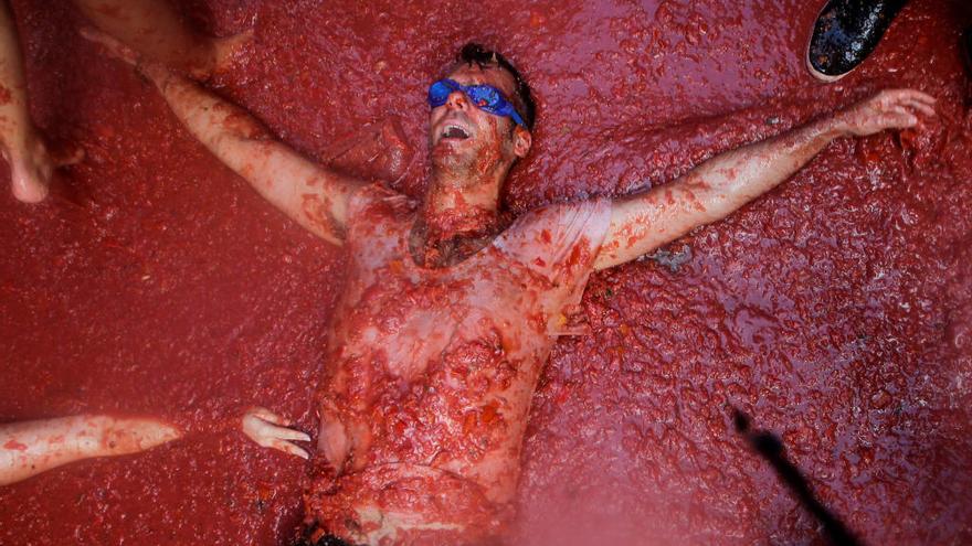 Reabren la causa contra el exalcalde de Buñol por las entradas de la Tomatina