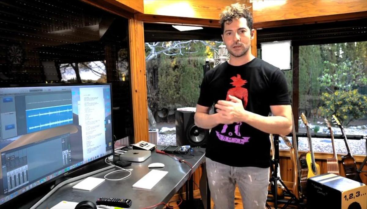 David Bisbal tiene su estudio de grabación en elo jardín.jpg