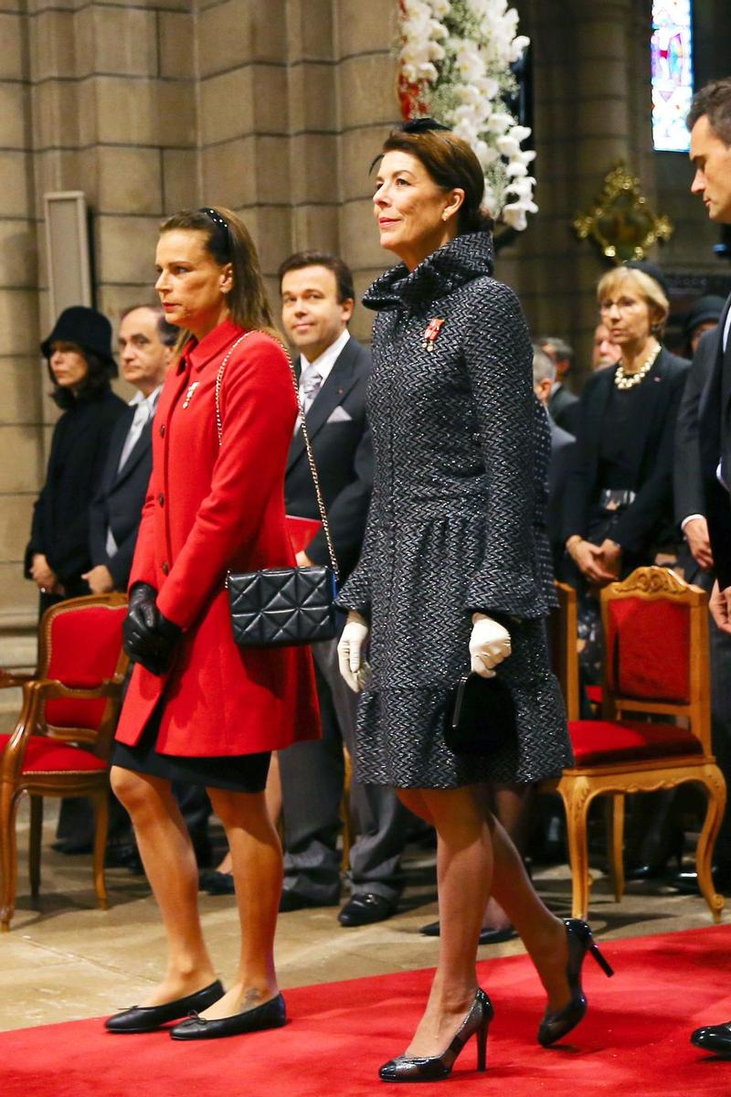 Carolina y Estefanía de Mónaco en el día de la Fiesta Nacional