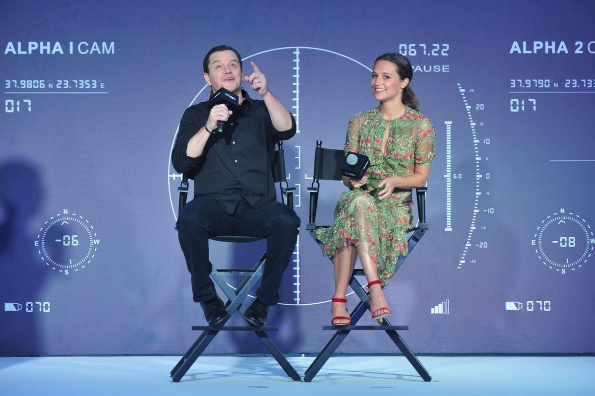 Matt Damon y Alicia Vikander en la premiere de 'Jason Bourne' en China