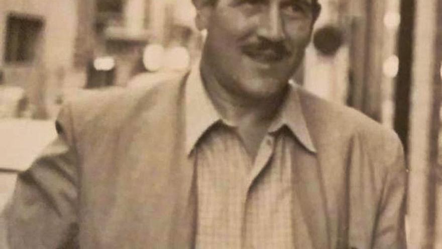 La celebración del centenario de Rafael Azuar toma cuerpo - Información