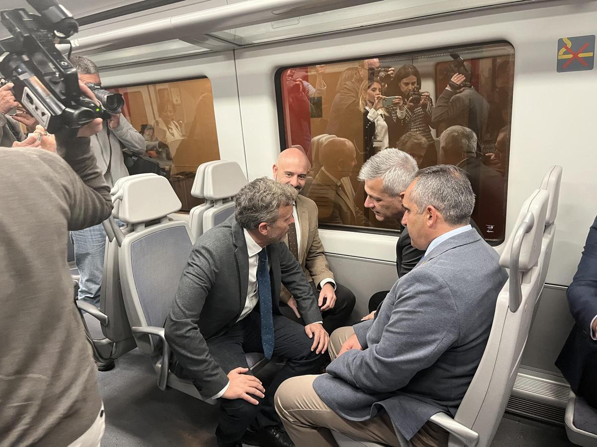Inauguración institucional de la llegada del Cercanías, C2, a El Chorro-Caminito del Rey