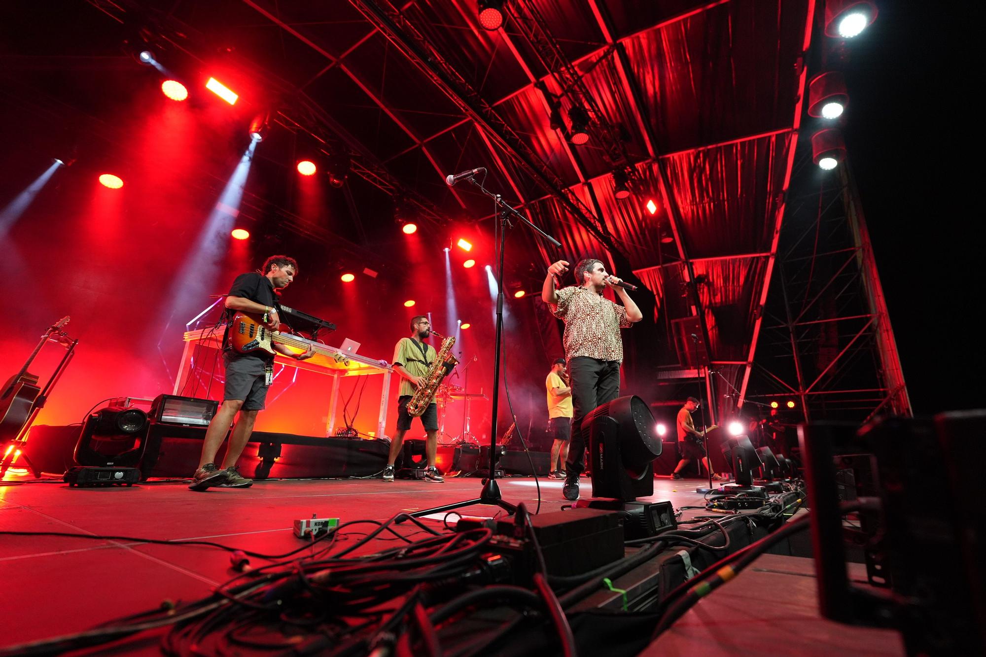 Galería: El Rototom de Benicàssim cantó en 'valencià' al ritmo de Zoo