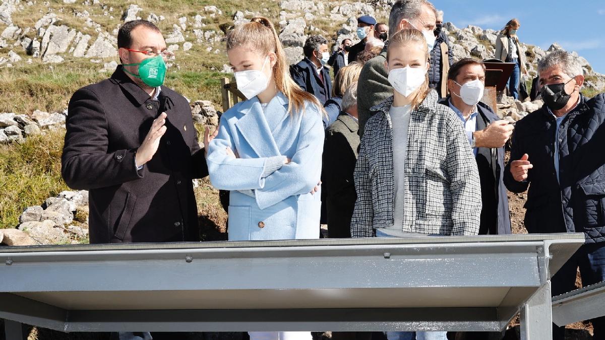 Pueblo Ejemplar 2021: La Familia Real visita Santa María del Puerto, en Somiedo