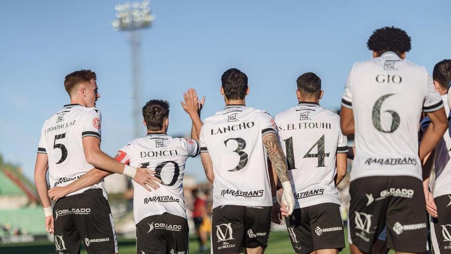 Fran Beltrán ensalza la personalidad del Mérida y el triunfo ante un 