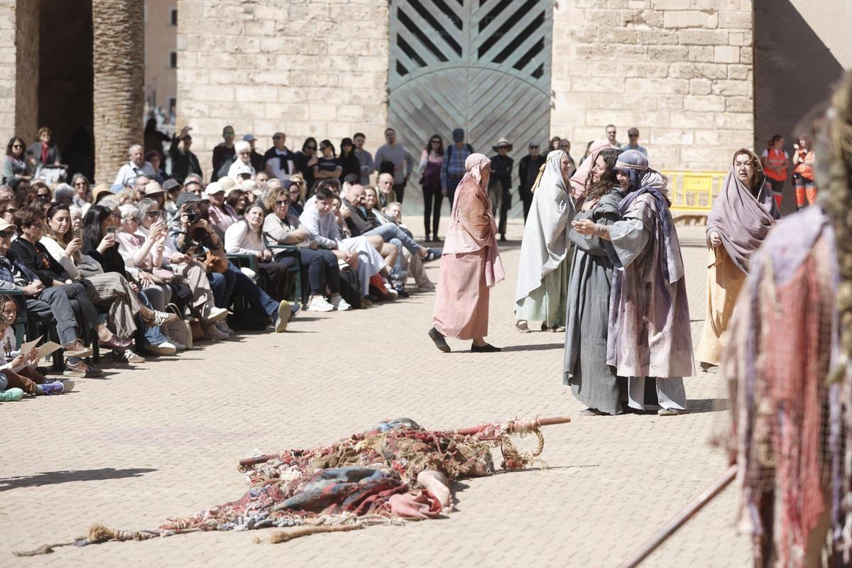 El Via Crucis de Llorenç Moyà en imágenes