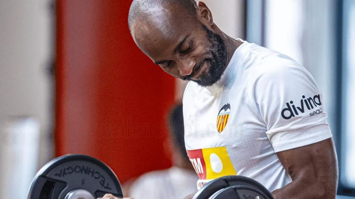 Corberán respalda a Foulquier y espera a Thierry