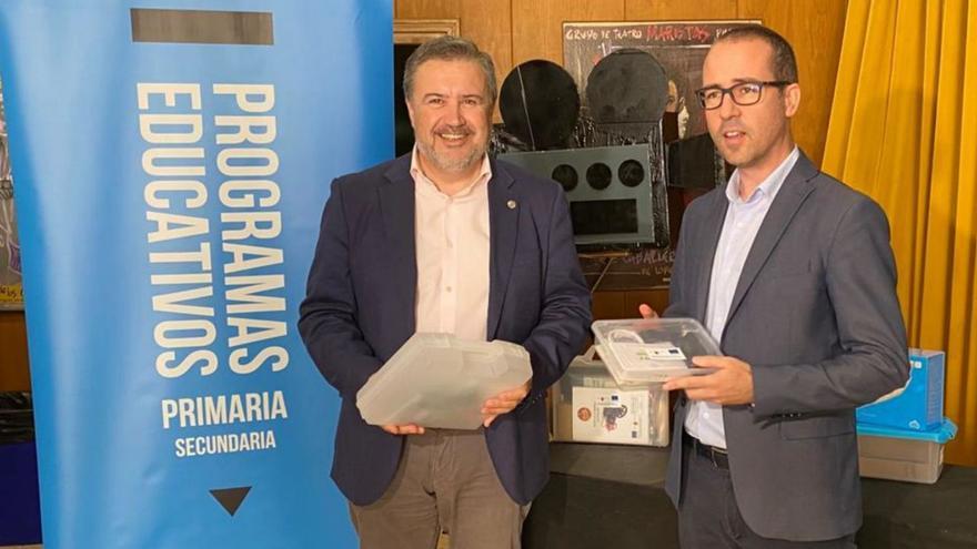 Más de 50 centros reciben los kits de robótica del programa ‘El Cable Amarillo’