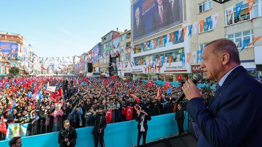 Turquía va a las urnas para unas elecciones locales que marcarán el futuro político de Erdogan