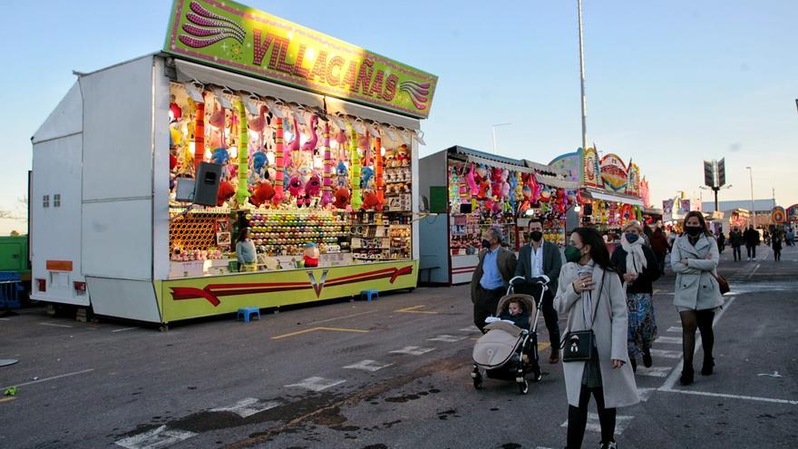 Castelló ya disfruta de su feria de cara a las fiestas de Magdalena