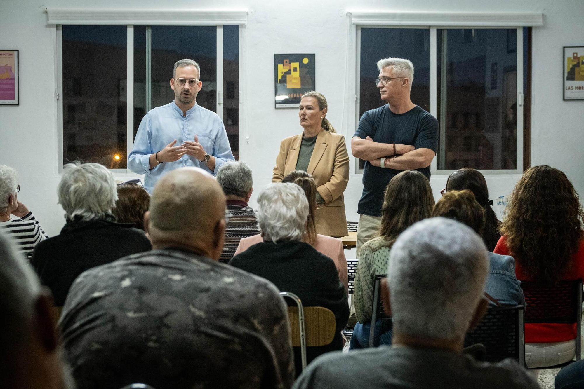 El concejal de Obras visita el barrio de Las Moraditas.