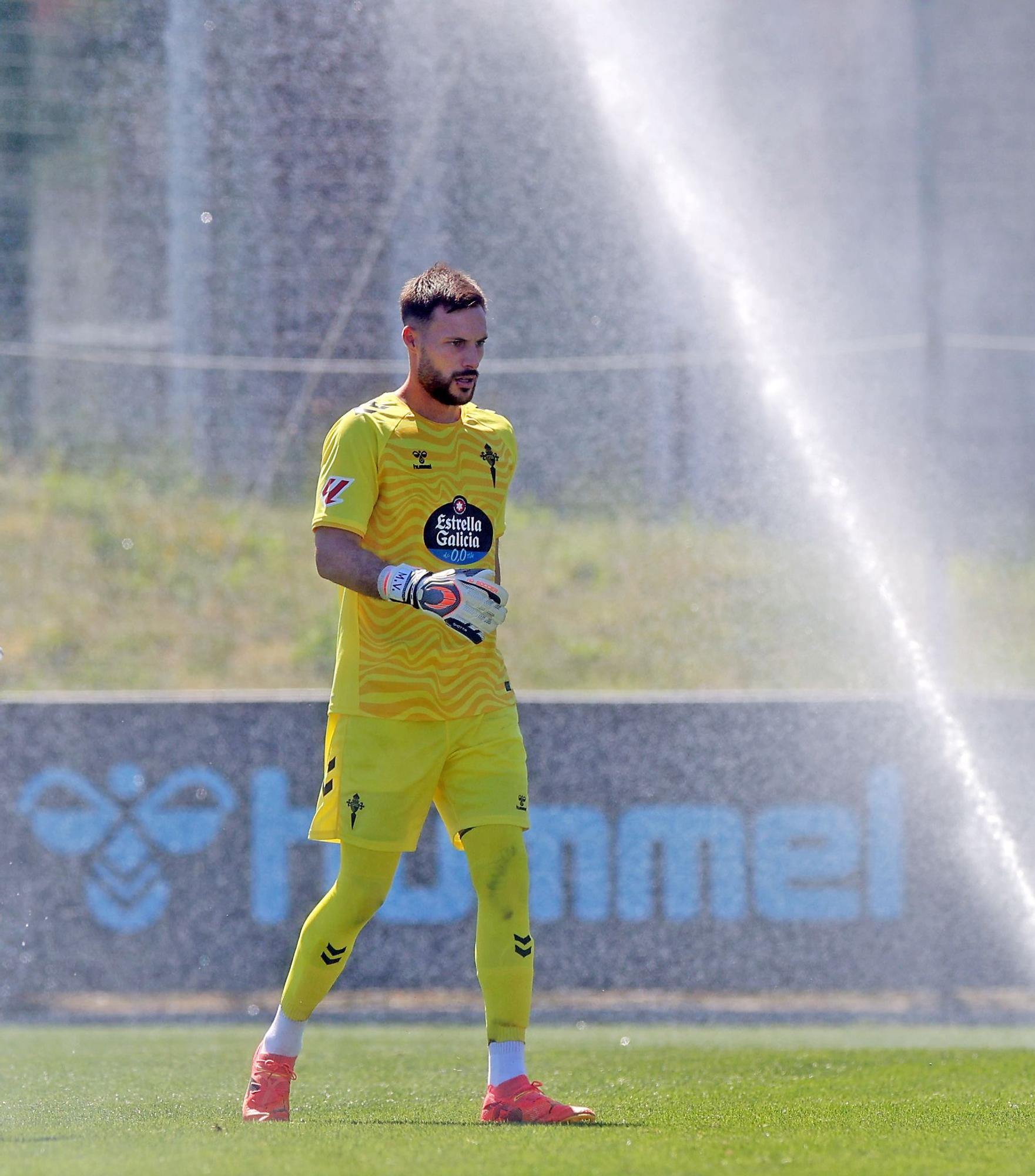 Las imágenes del amistoso Celta 2 - 1 Sporting de Gijón, en Afouteza