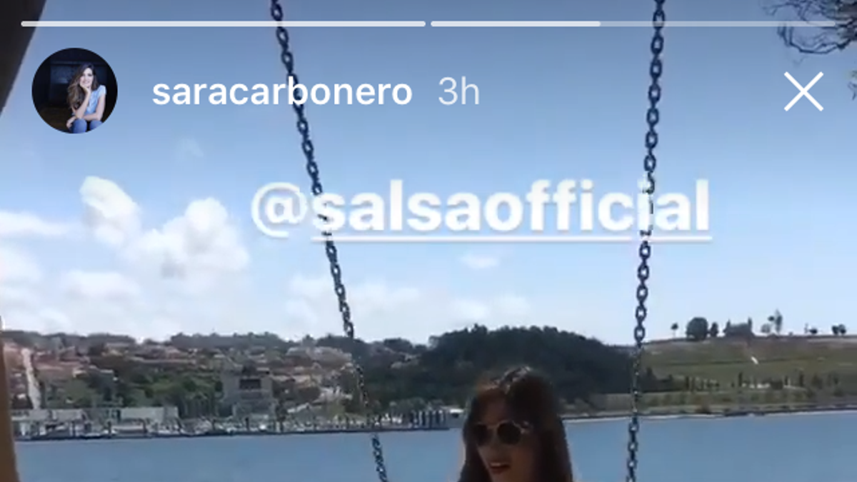 Sara Carbonero con mono de Salsa