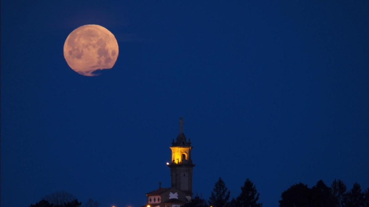 La Luna de Gusano despide el invierno