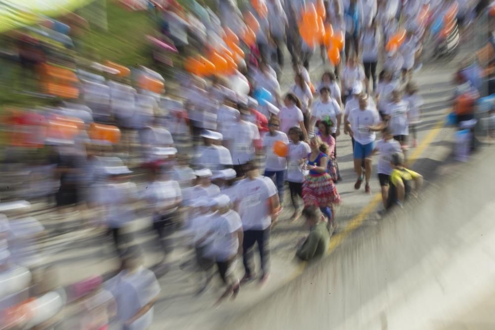 Carrera popular "Muévete por la salud" en el entorno del HUCA