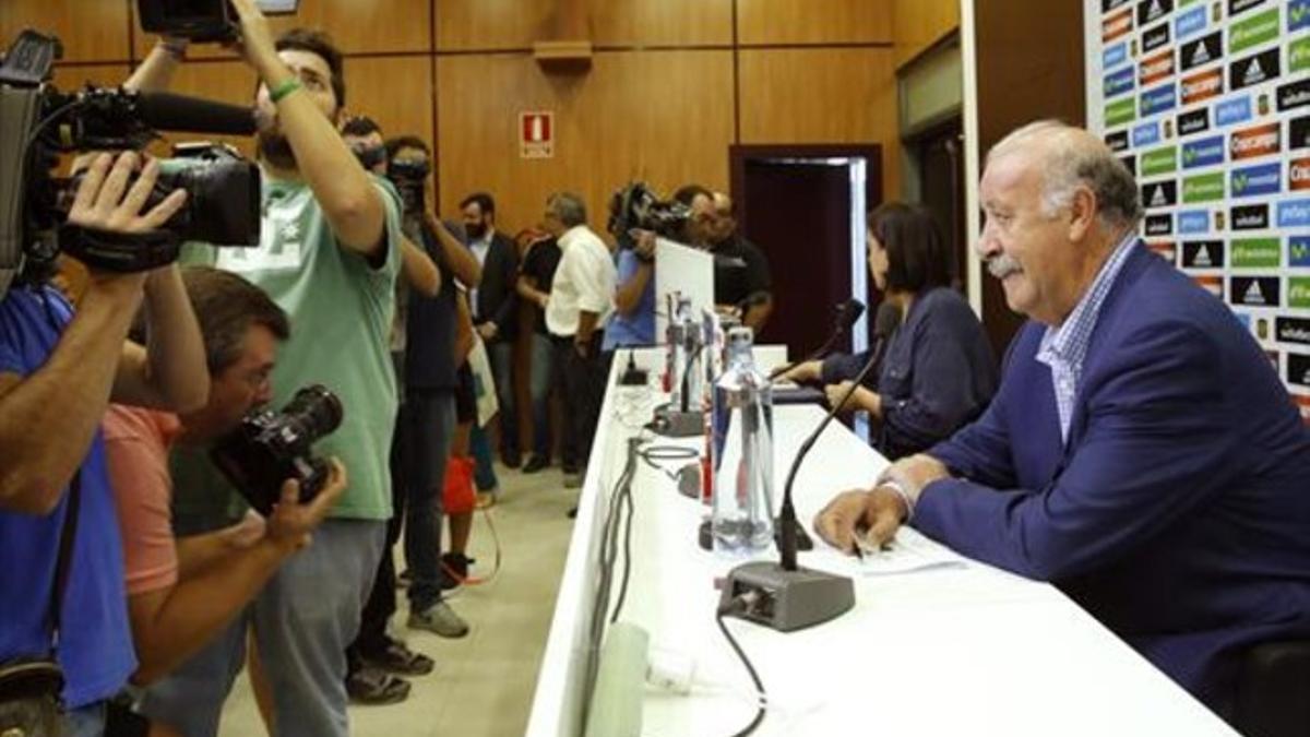 Del Bosque, en la convocatoria de prensa de ayer, en la Ciudad del Fútbol de Las Rozas.