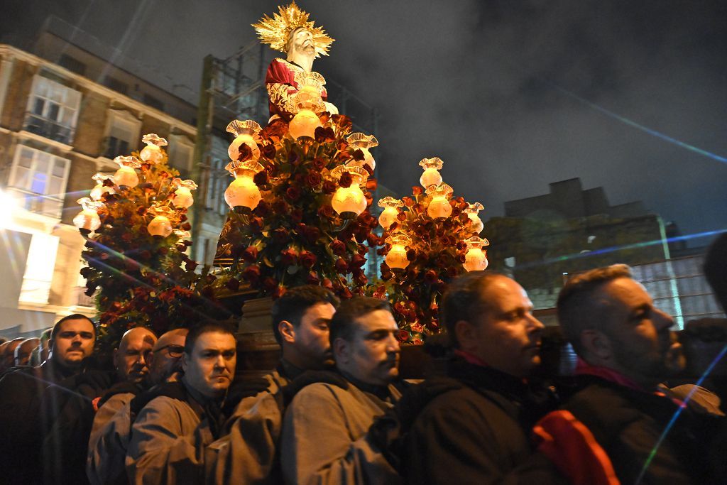 La Cofradía California procesiona con el Cristo del Prendimiento y la Virgen del Primer Dolor