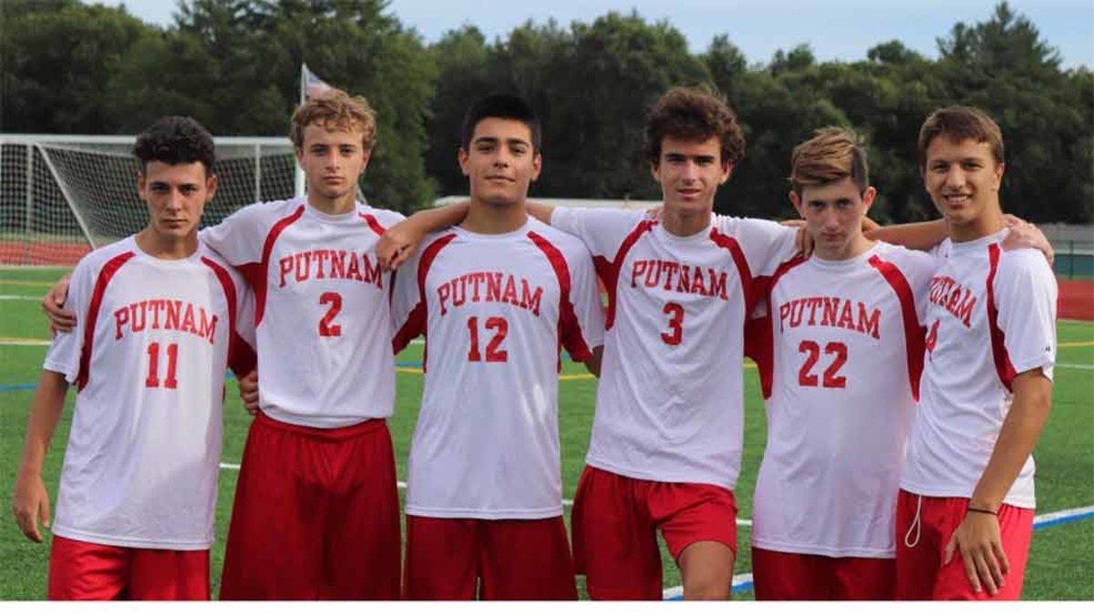 Futbolistas de la 'Putnam Science Academy'