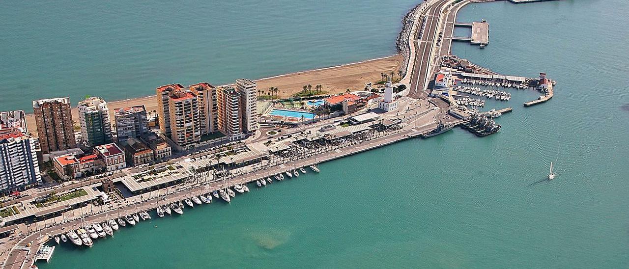 Vista aérea del Dique de Levante, en el Puerto de Málaga.