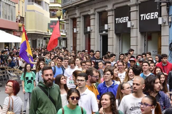 Concentracio huelga de estudiantes