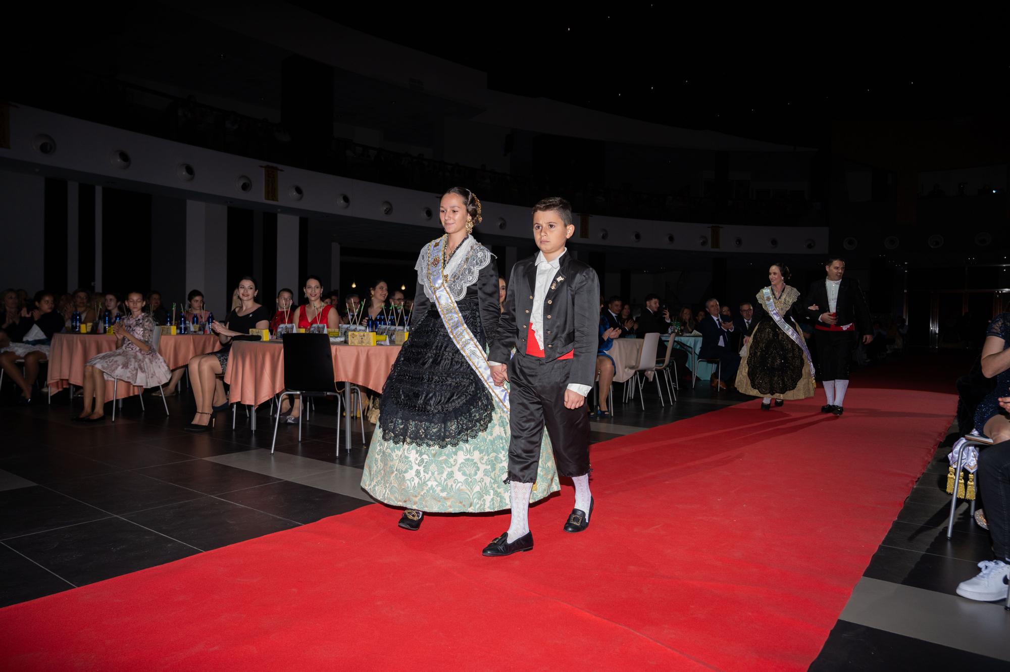 Las mejores imágenes de la presentación de la gaiata 13 Sensal en el Palau de la Festa de Castelló