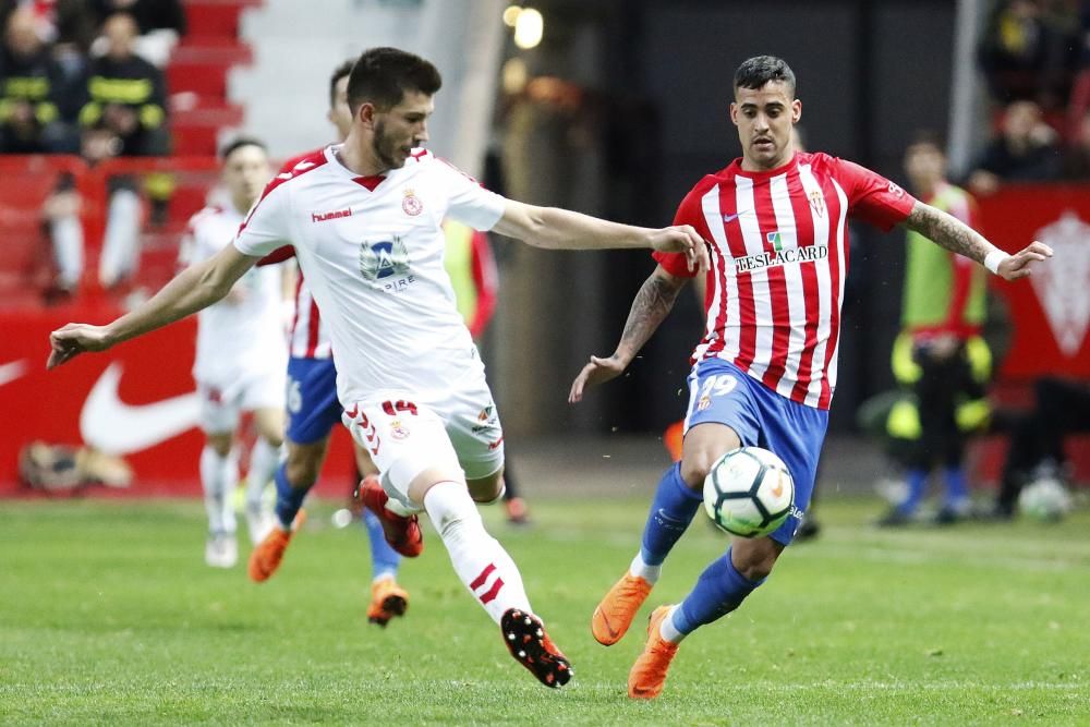 El partido entre el Sporting y la Cultural Leonesa, en imágenes