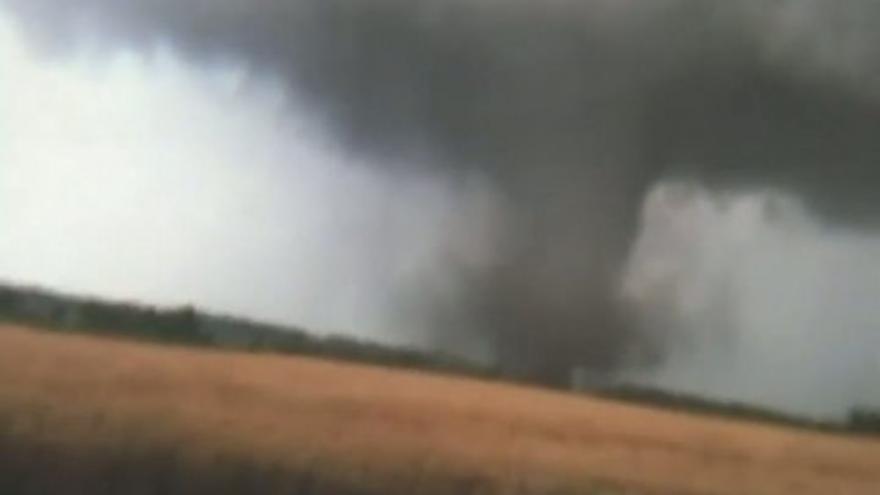 Un potente tornado causa importantes daños materiales en Kentucky