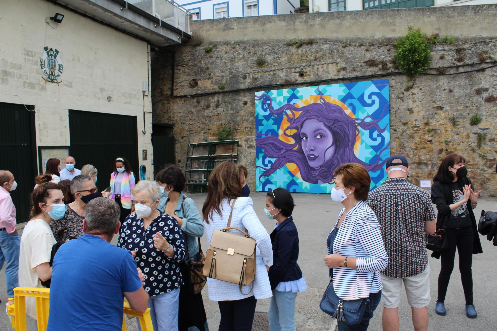 Inauguración del  mural contra la violencia machista en Castropol