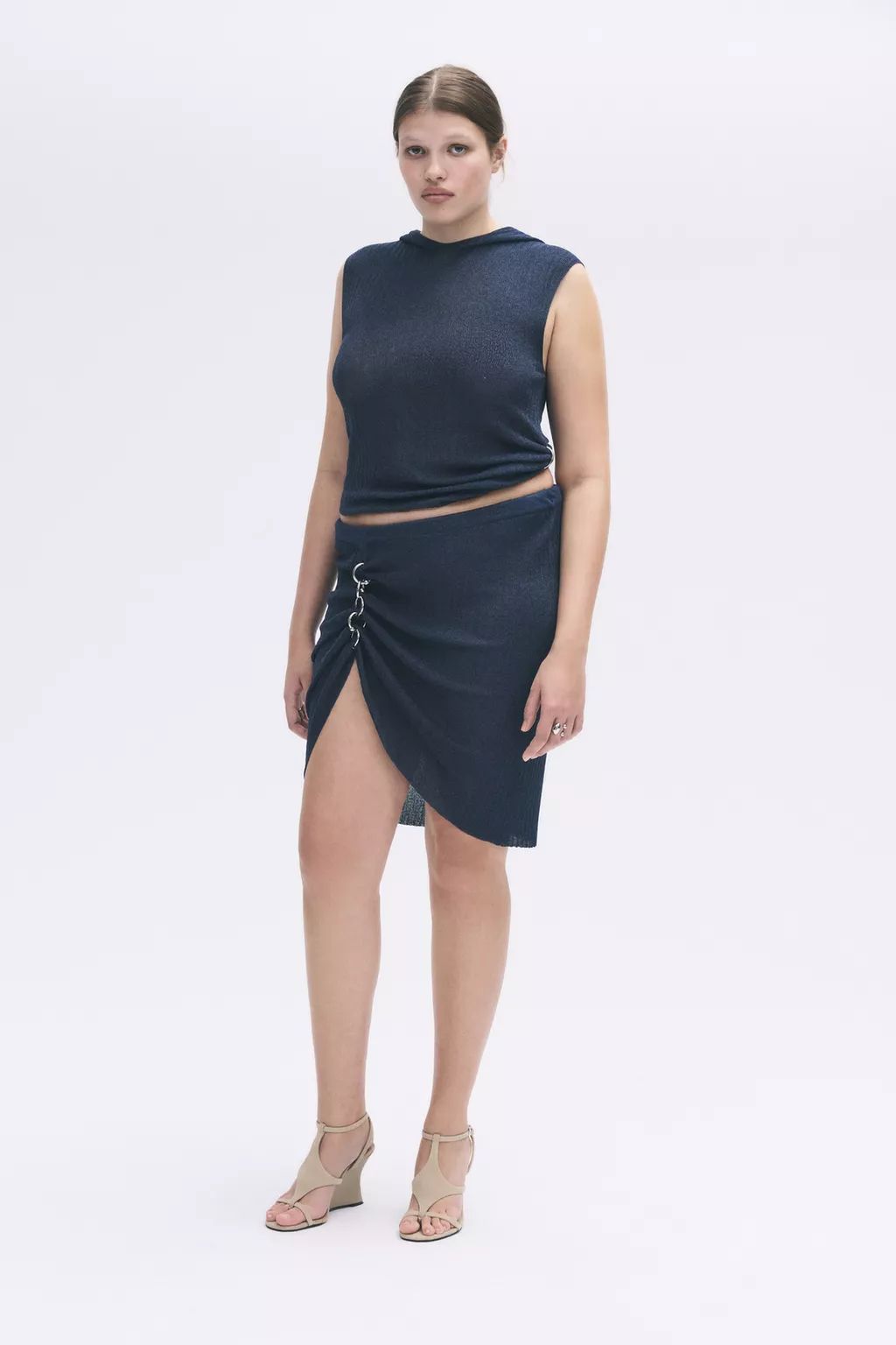 Total look en tono marino