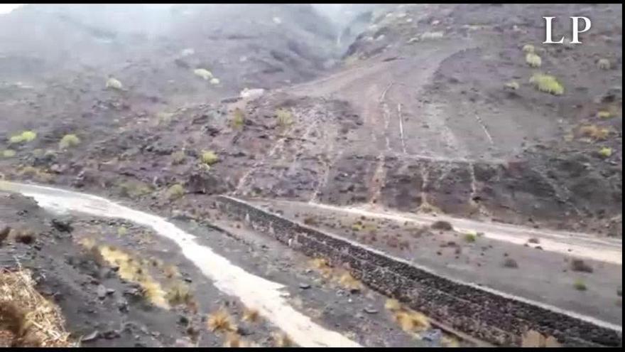 El agua corre en Gran Canaria tras las últimas lluvias