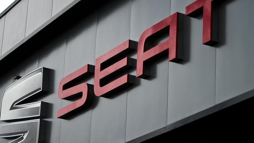 El logo de Seat en la fábrica de Martorell.