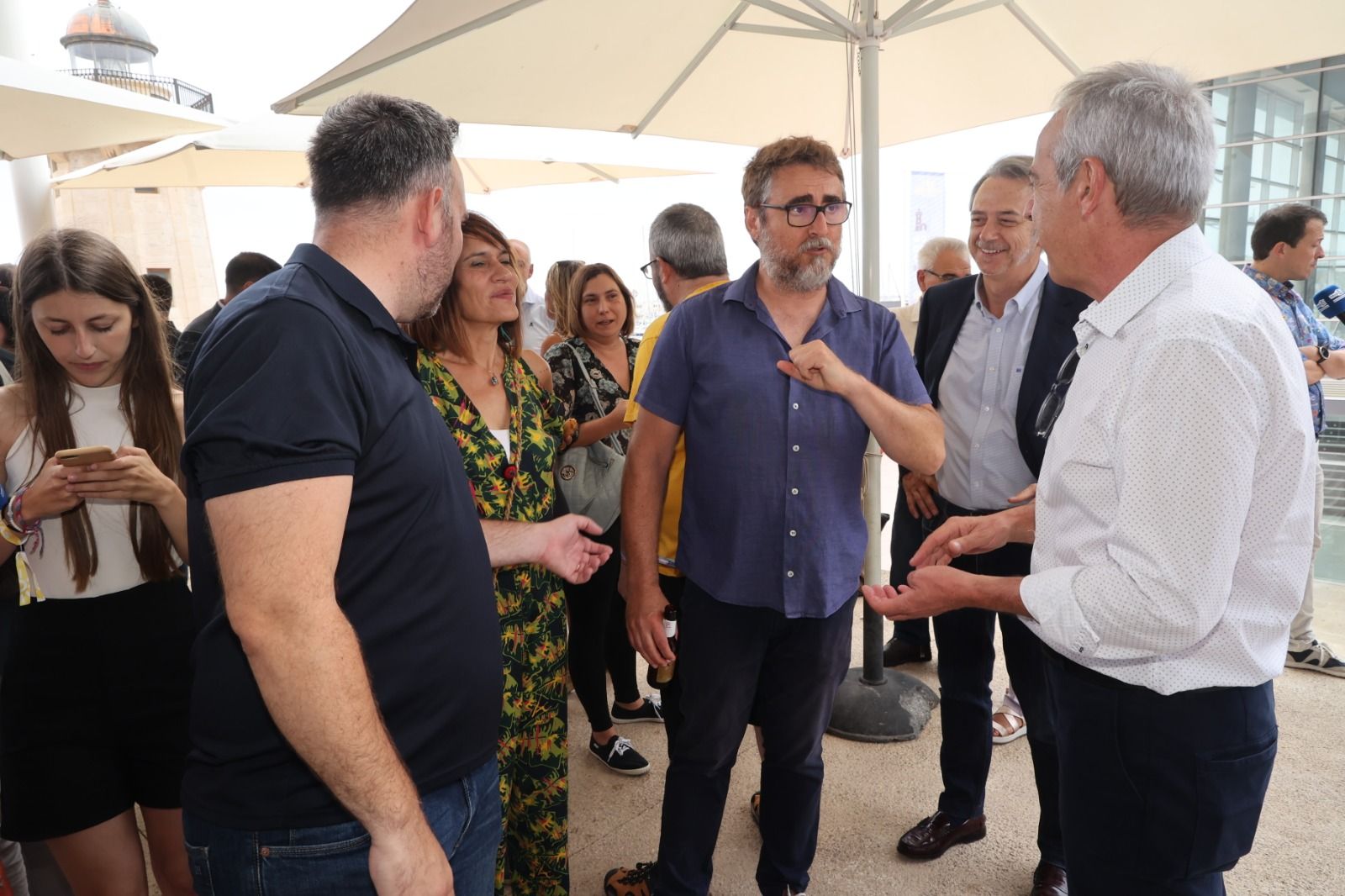 La Bodeguilla de Mediterráneo, centro neurálgico de las fiestas del Grau