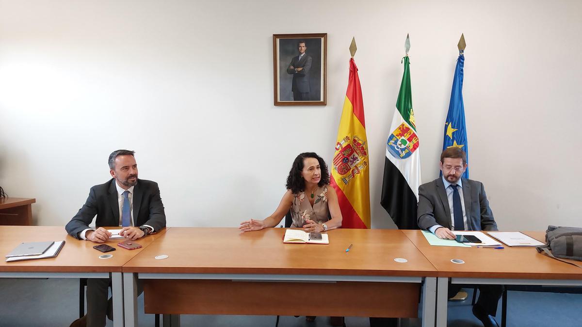 La presidenta del TSJEx se reúne con el secretario general de Innovación, este miércoles.