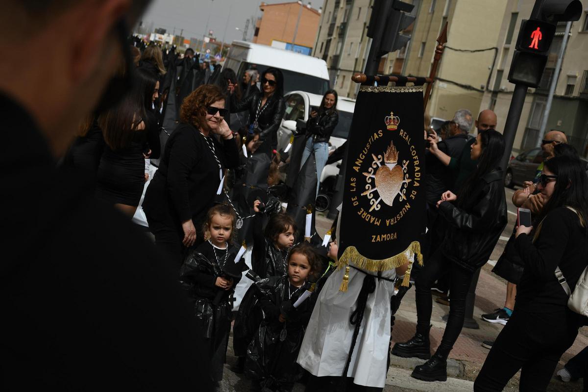 Procesión del colegio Nuestra Señora del Rocío Amor de Dios Procesión del colegio Nuestra Señora del Rocío Amor de Dios
