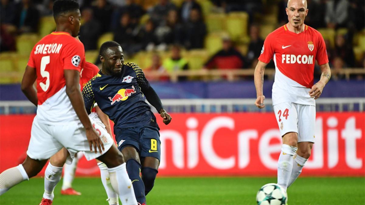 Naby Keita durante el partido de la Champions entre Mónaco y Leipzig de la Champions 2017/18