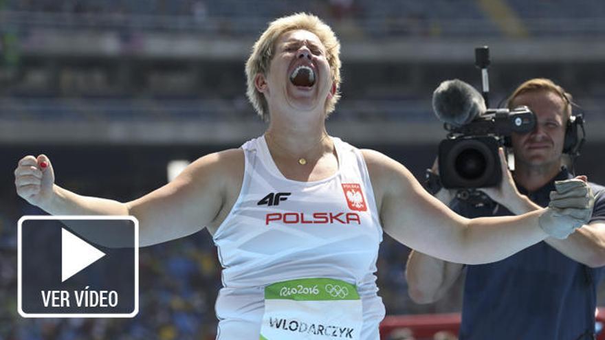La polaca Anita Wlodarczyk bate el récord del mundo en lanzamiento de martillo
