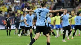Los penaltis premian la fe de Uruguay y sentencian a Brasil