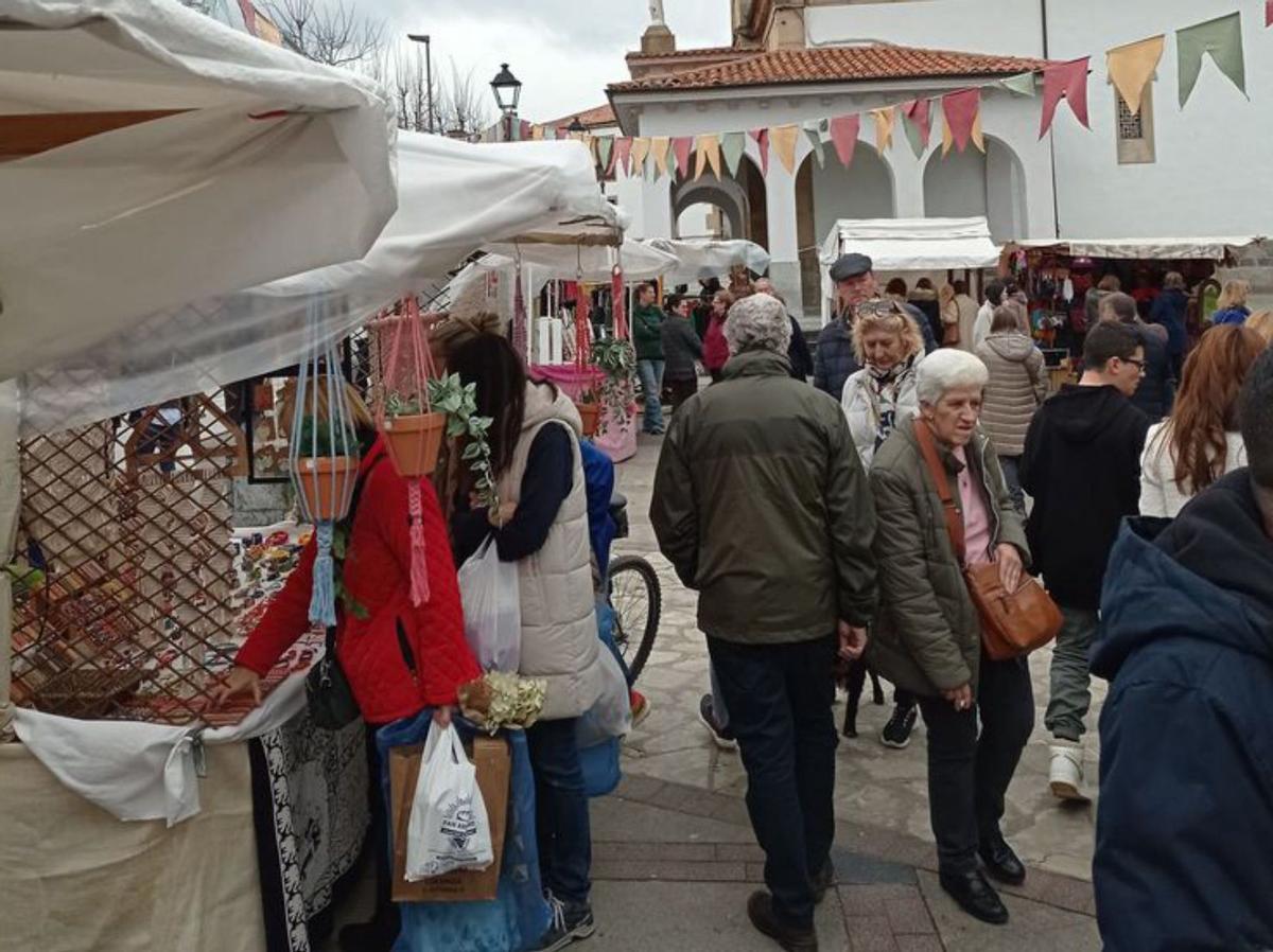 Edición anterior de la Feria "Mercaliarte".