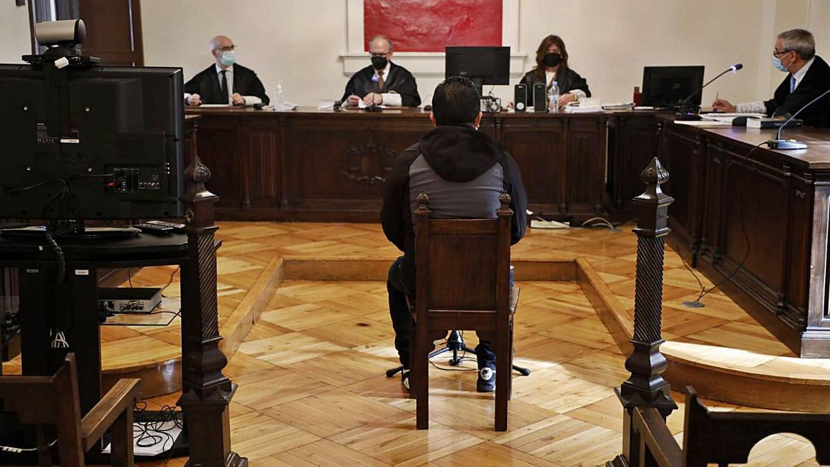Momento de la declaración del acusado en la Audiencia Provincial de Zamora.