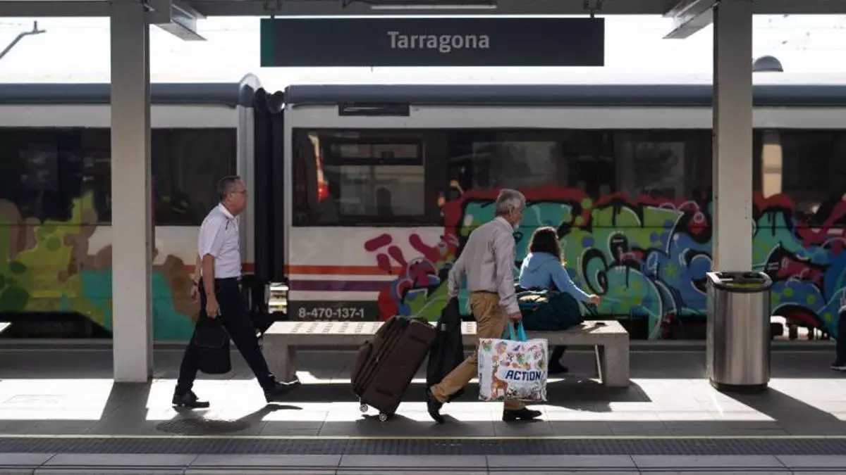 Tarragona reclama al Estado "la depuración de responsabilidades y la reestructuración de Adif" por el caos en Rodalies