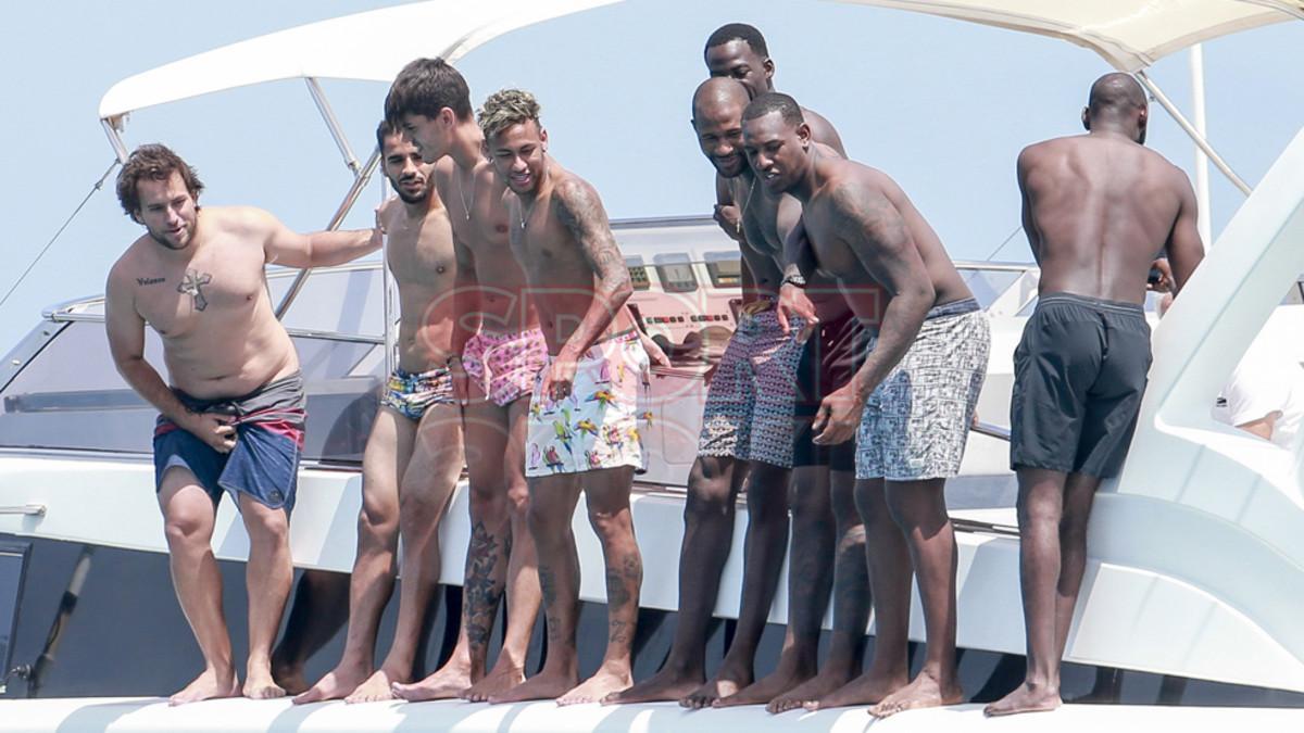 Neymar se relajó en Formentera