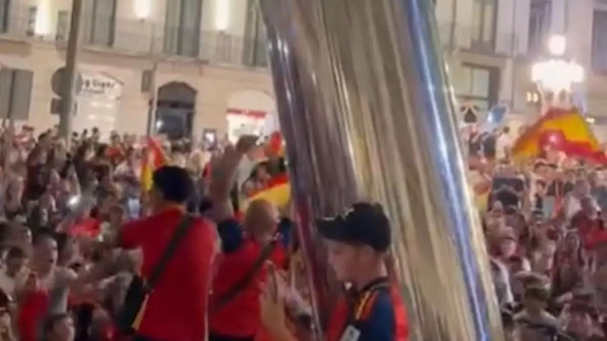 Així ha celebrat Figueres la victòria de la selecció espanyola en la final del mundial