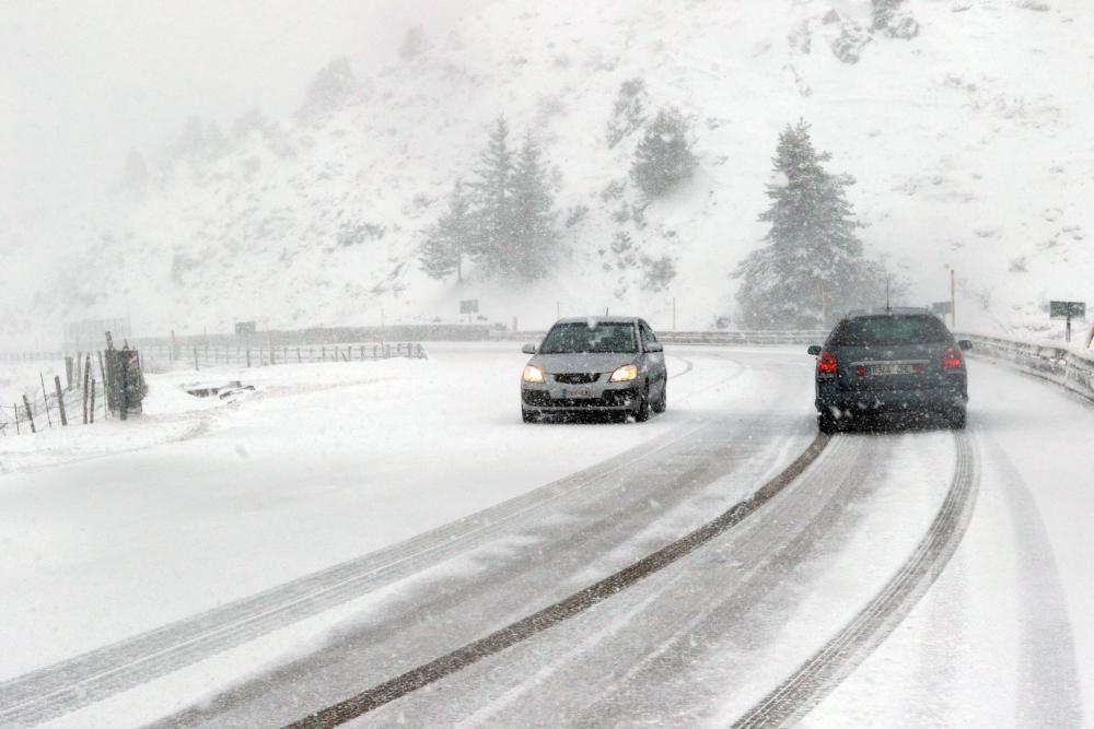 Nieve en Pajares